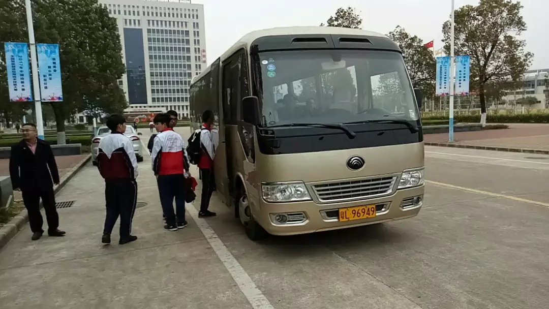 惠州巴士租赁